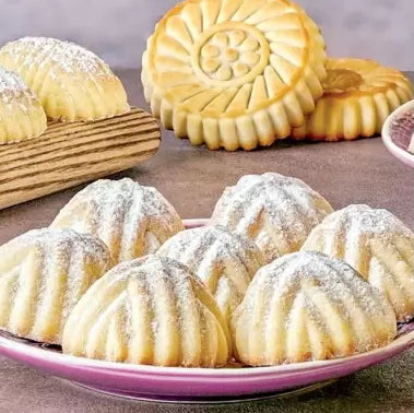 Palestinian Eid Cookies (Ka’ak) with Traditional Spice Mix 🥮