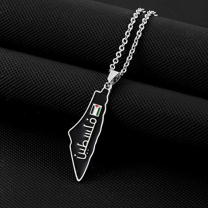 Palestinian Map Necklace – Black Enamel with Flag | Stainless Steel | “فلسطين” Engraving